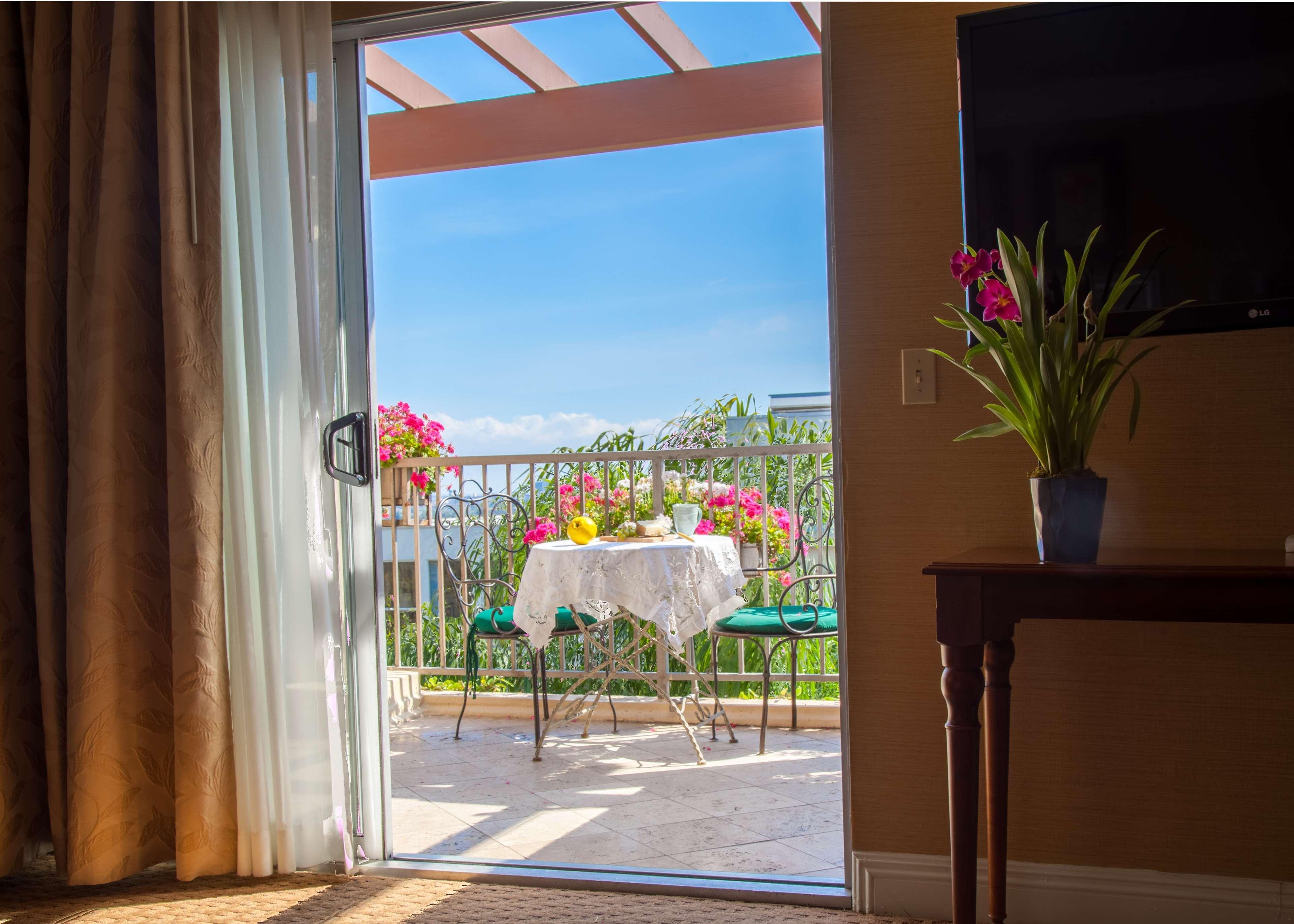 Best Western Plus Sunset Plaza Hotel Лос-Анджелес Екстер'єр фото