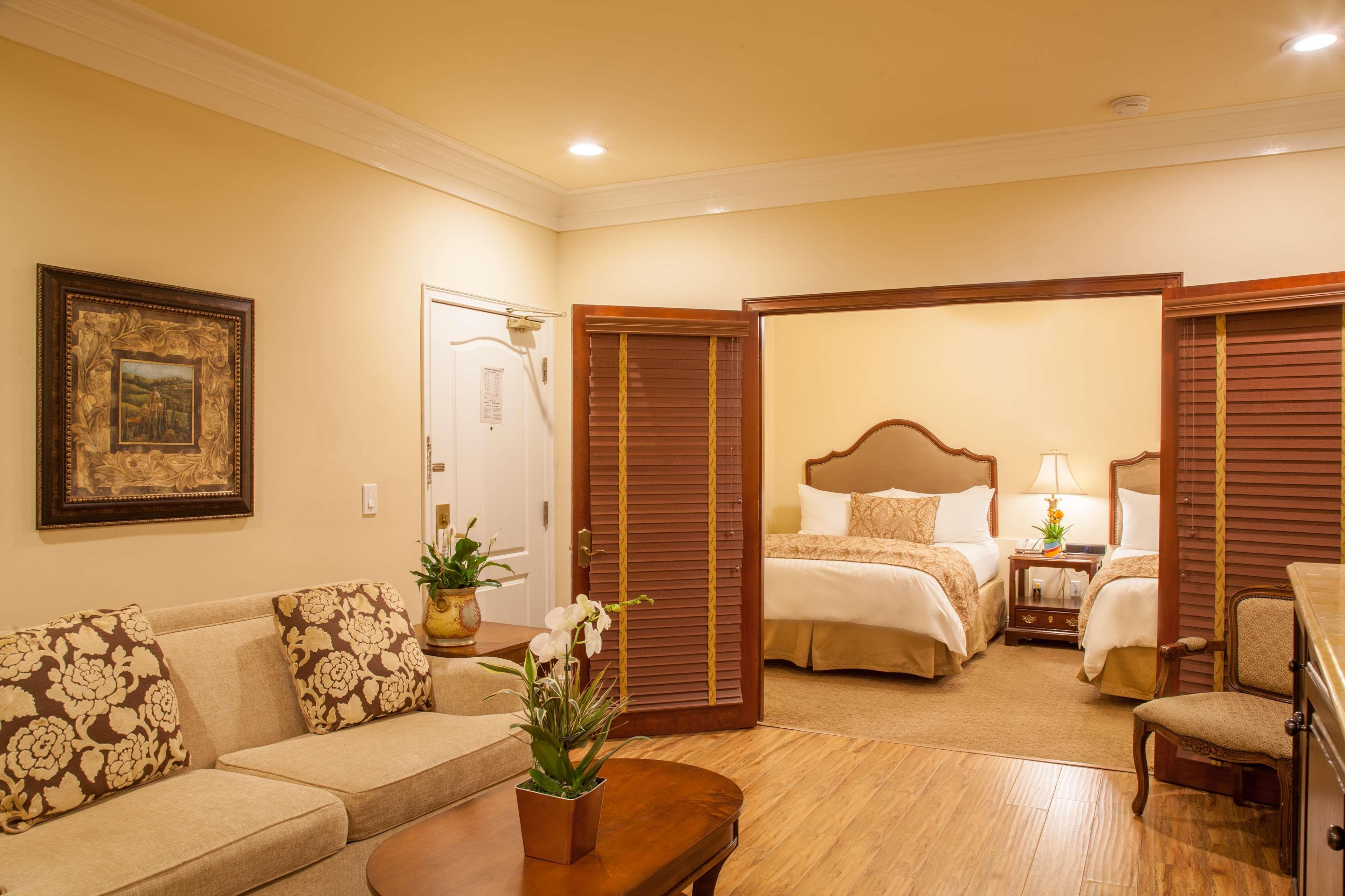 Best Western Plus Sunset Plaza Hotel Лос-Анджелес Екстер'єр фото