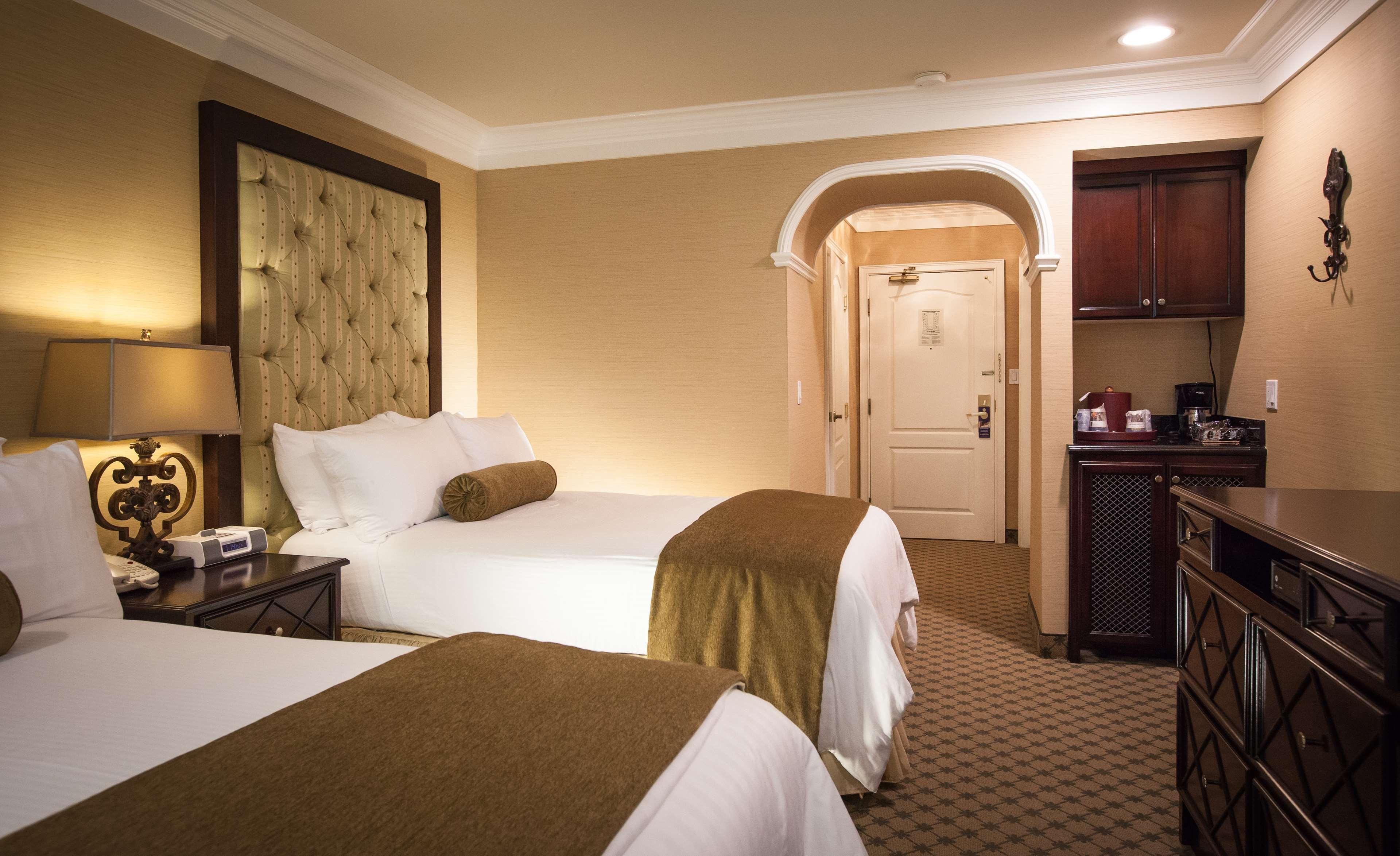 Best Western Plus Sunset Plaza Hotel Лос-Анджелес Екстер'єр фото