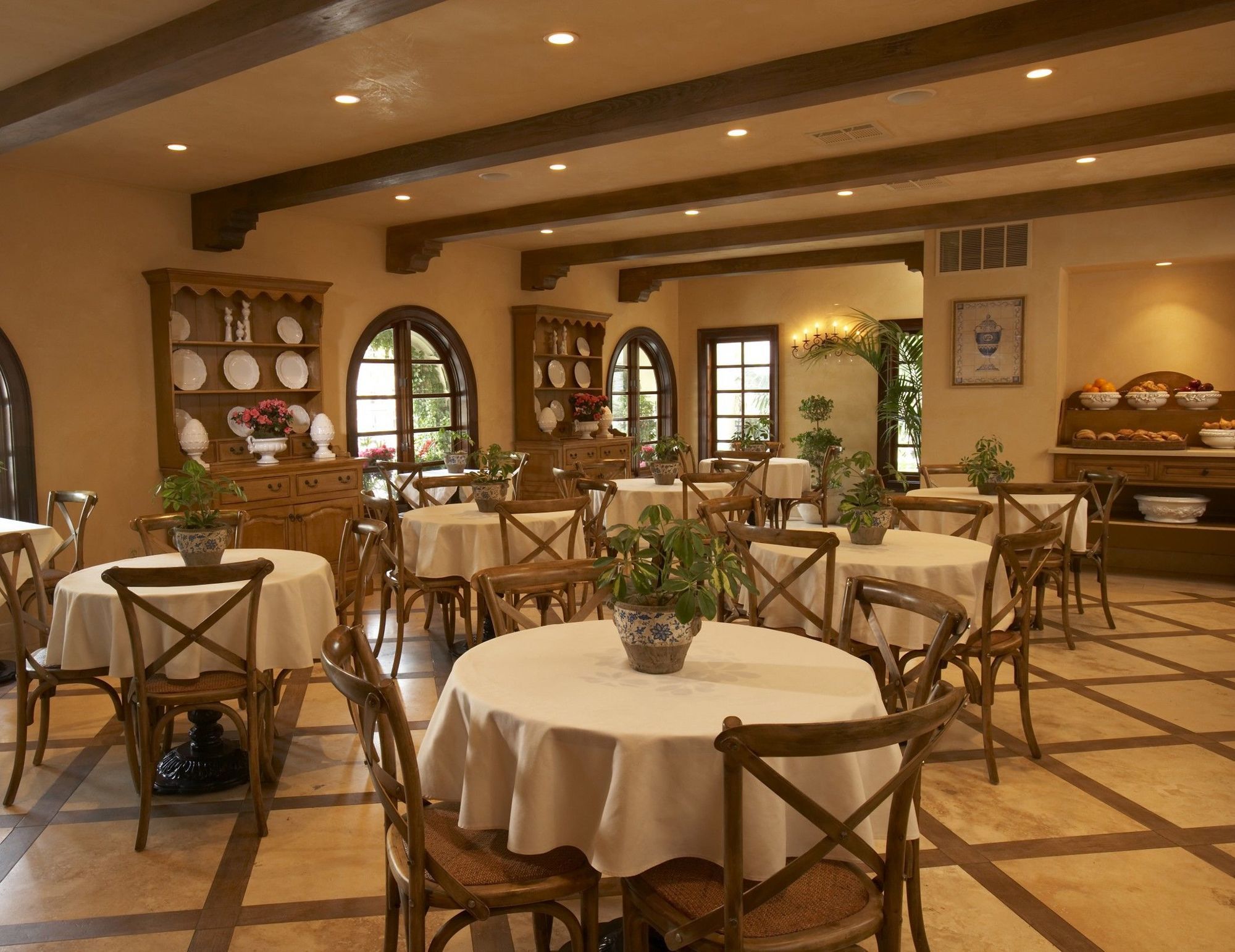 Best Western Plus Sunset Plaza Hotel Лос-Анджелес Ресторан фото